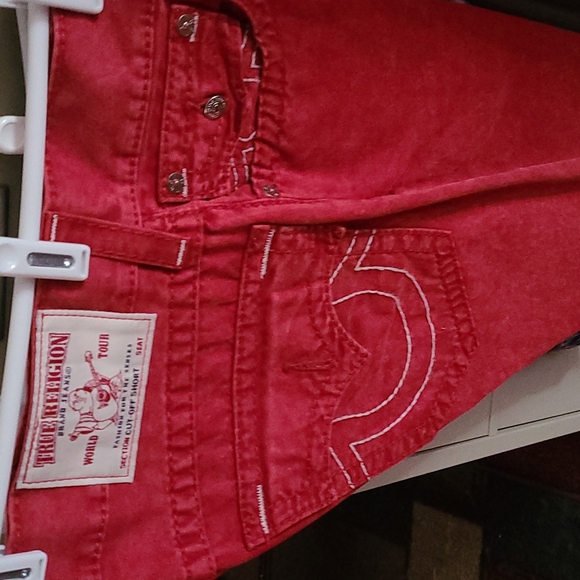 True Religion shorts - Picture 3 of 3